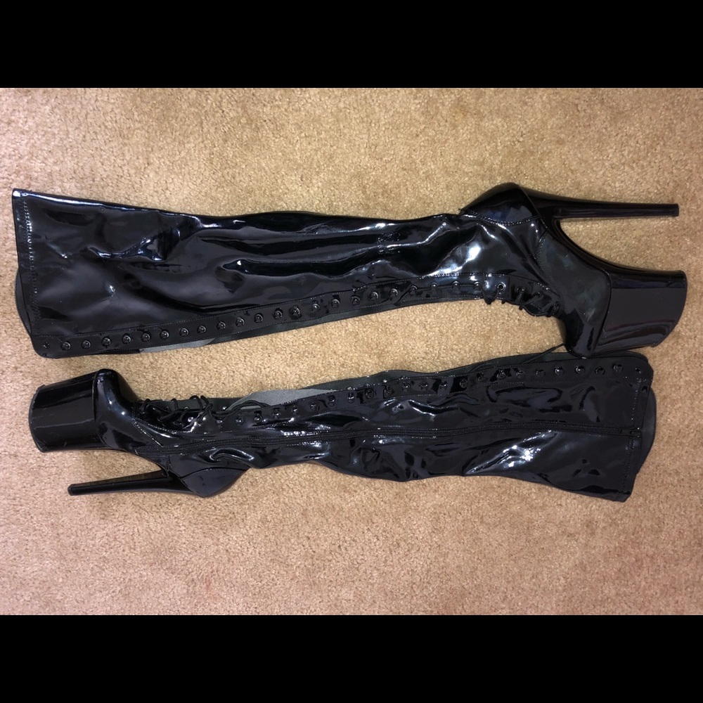 Super Thigh High Heels
